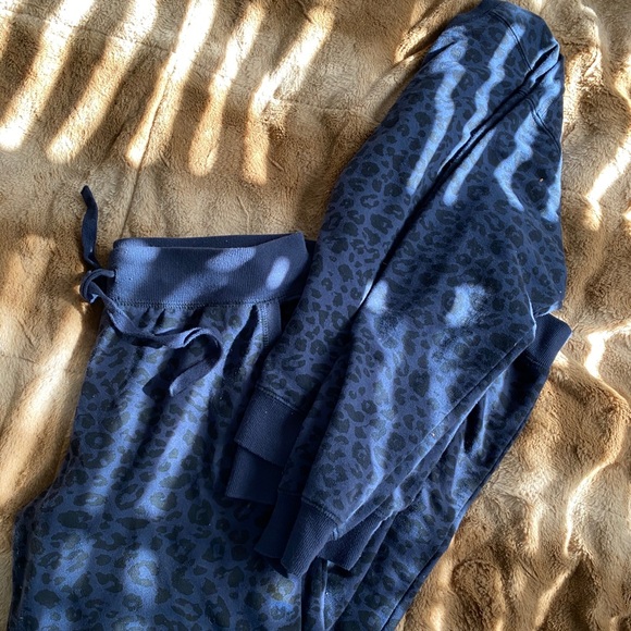 PINK by Victoria secret jumpsuit SET🥰🥰😍 - Picture 6 of 7